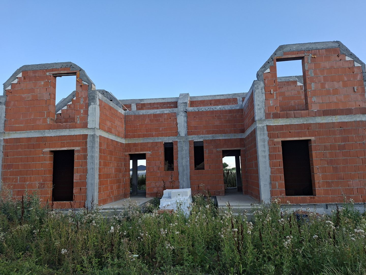 BRASADAS vinde casa in constructie de tip DUPLEX in Odoreu. - Poză 1