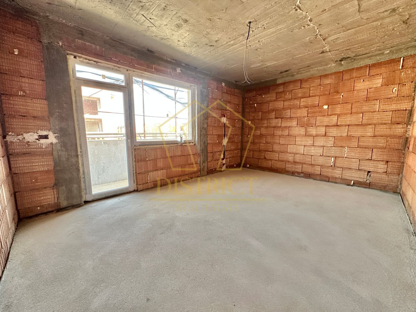 Apartament cu 2 camere si dressing decomandat la etajul 2in Giroc langa Hotel IQ - Poză 3