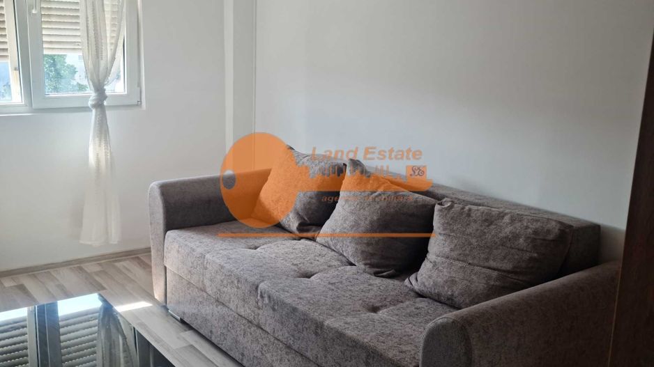 Vânzare Apartament 2 Camere Piața Victoriei - Poză 2