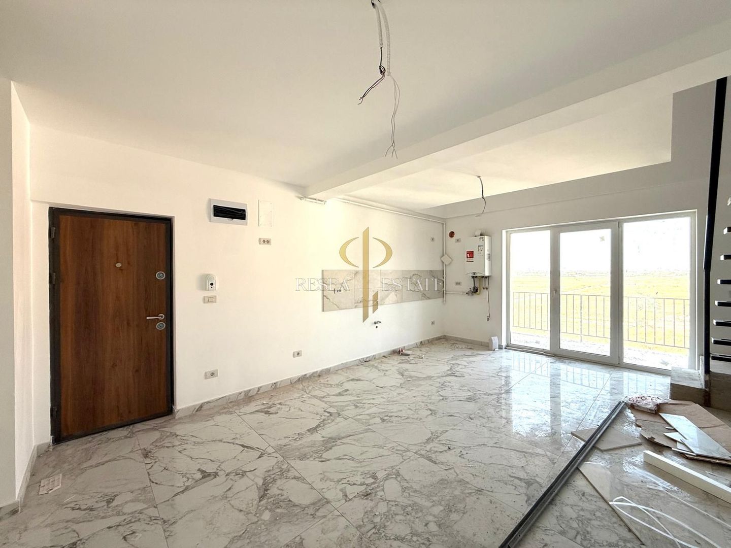 Apartament 3 camere- 76 mp utili+terasa+loc parcare - Poză 1