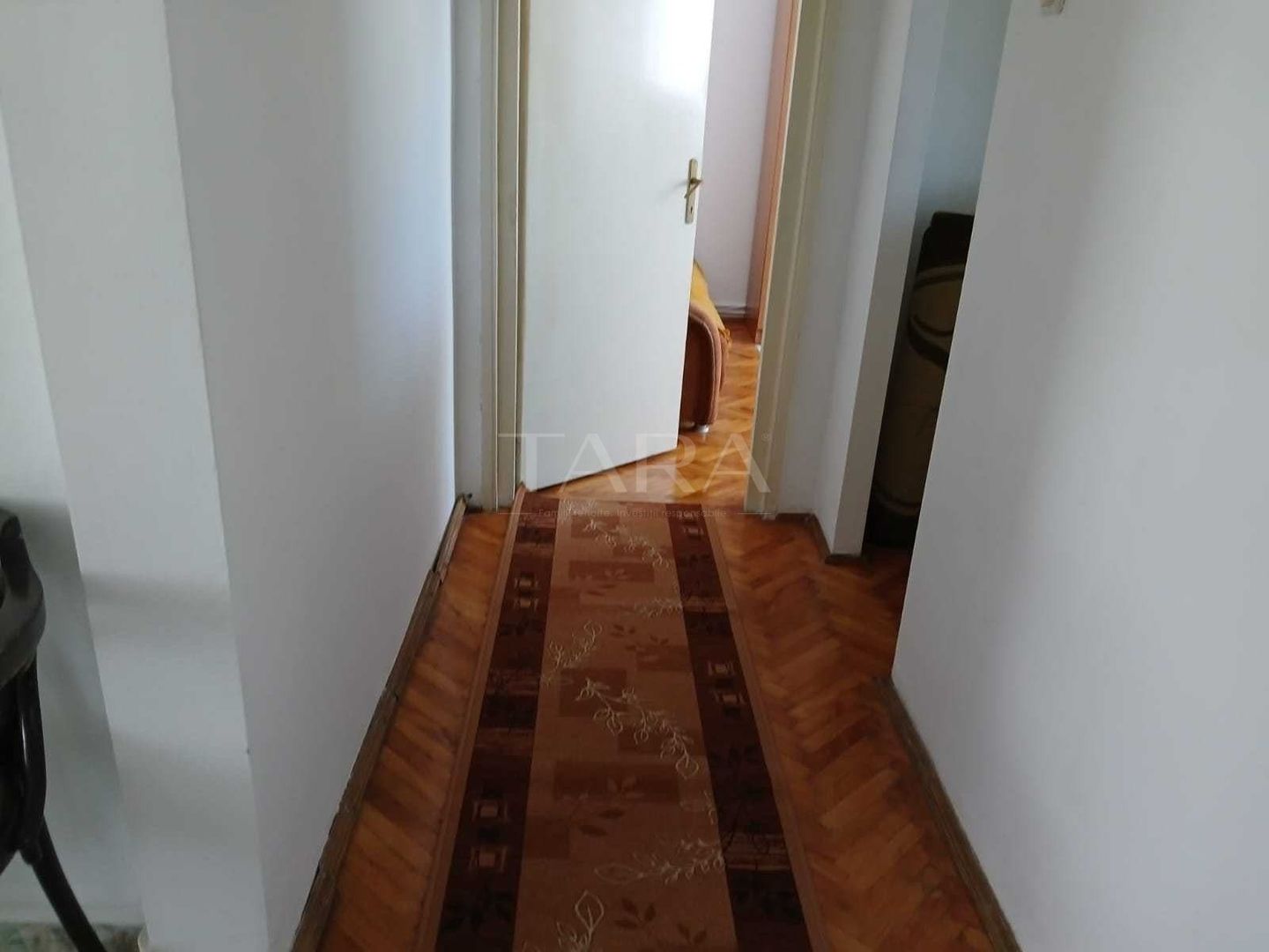 Apartament cu 3 camere, zona Bogdan Vodă - Poză 6