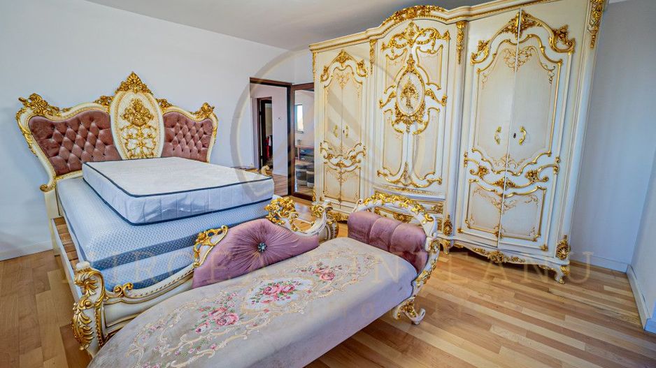 Lazu - Vila de vânzare compusă din P+1E+M. - Poză 25