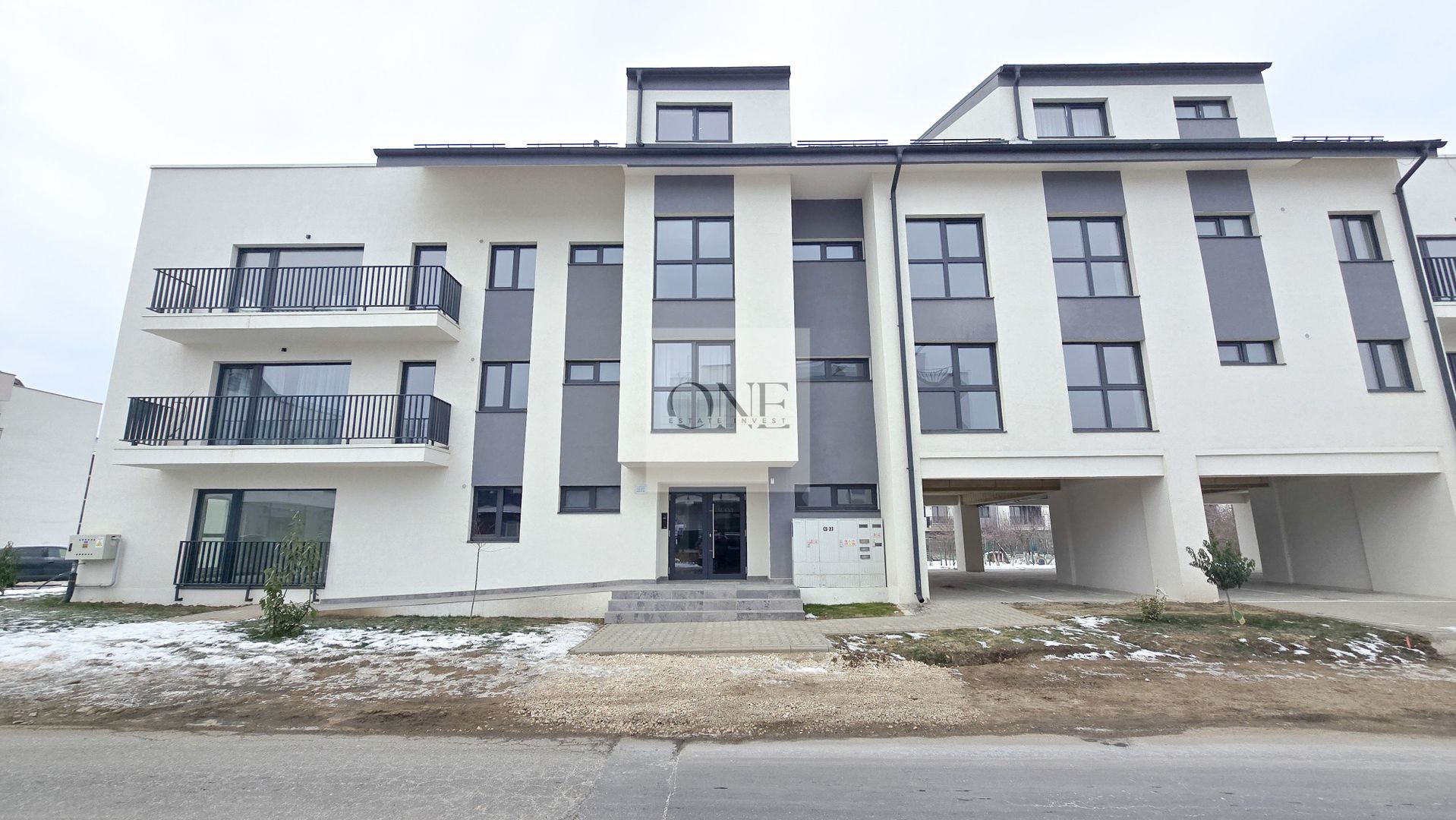 Apartament Luminos Prima Închiriere - Poză 1