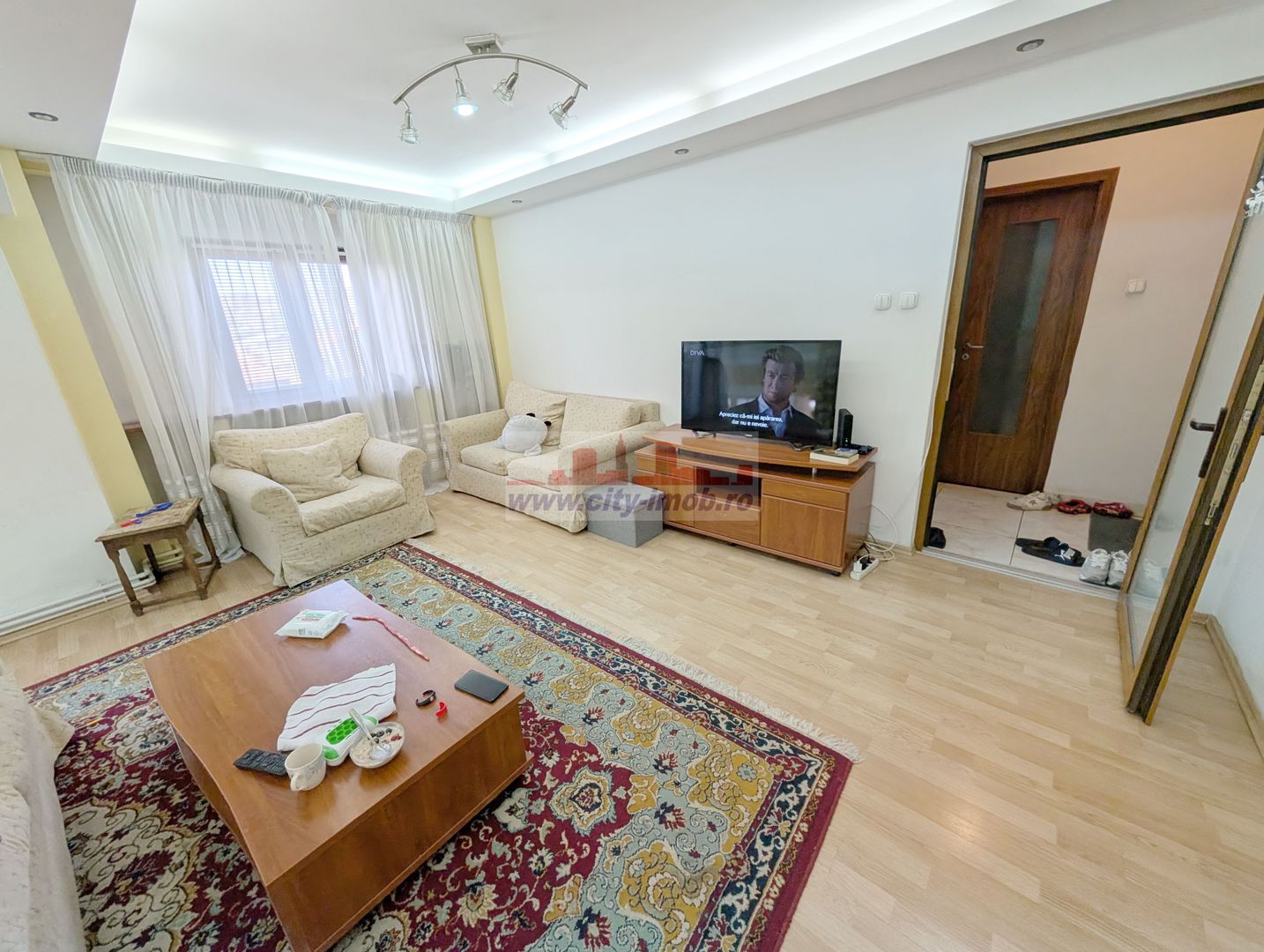 Vanzare Apartament 3 camere Curtea de Arges, Judetul ARGES - Poză 2