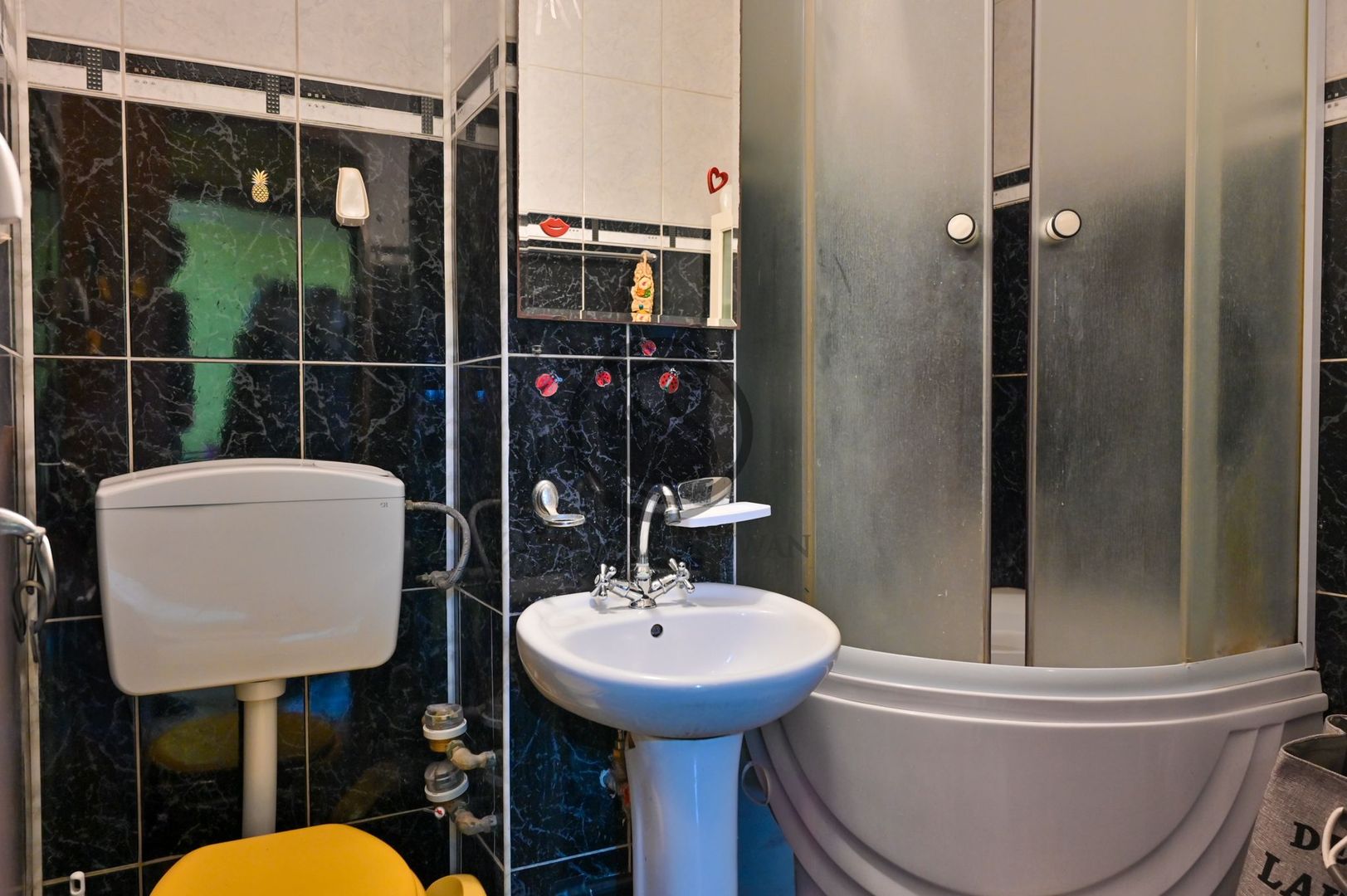 Apartament cu 3 camere de vanzare | Mobilat | Malu Rosu | Comision 0% - Poză 13