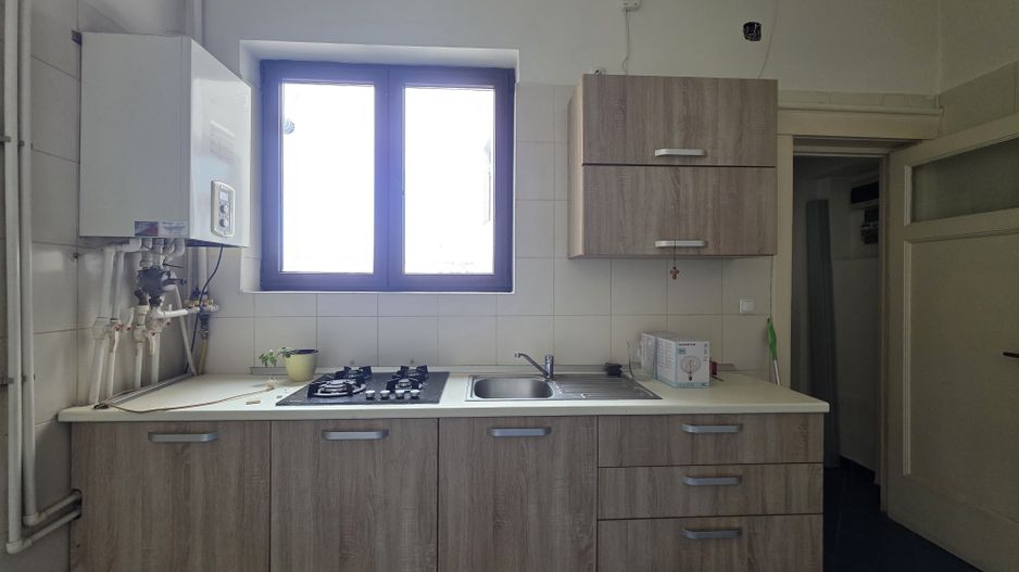 Apartament 4 camere de inchirat Armenasca Romana - Poză 25