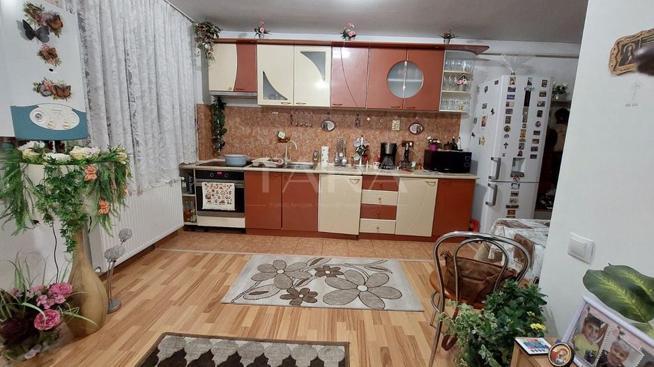 Apartament cu 3 camere de vânzare în zona Luxor - Poză 5