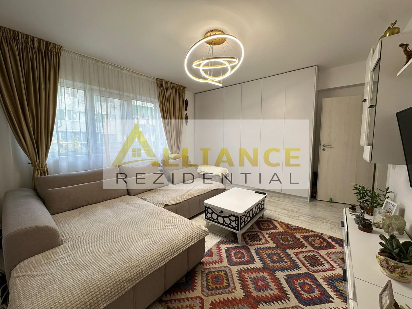 Apartament 2 camere /Mobilat si utilat /Gradina /Metrou Berceni 15min - Poză 3