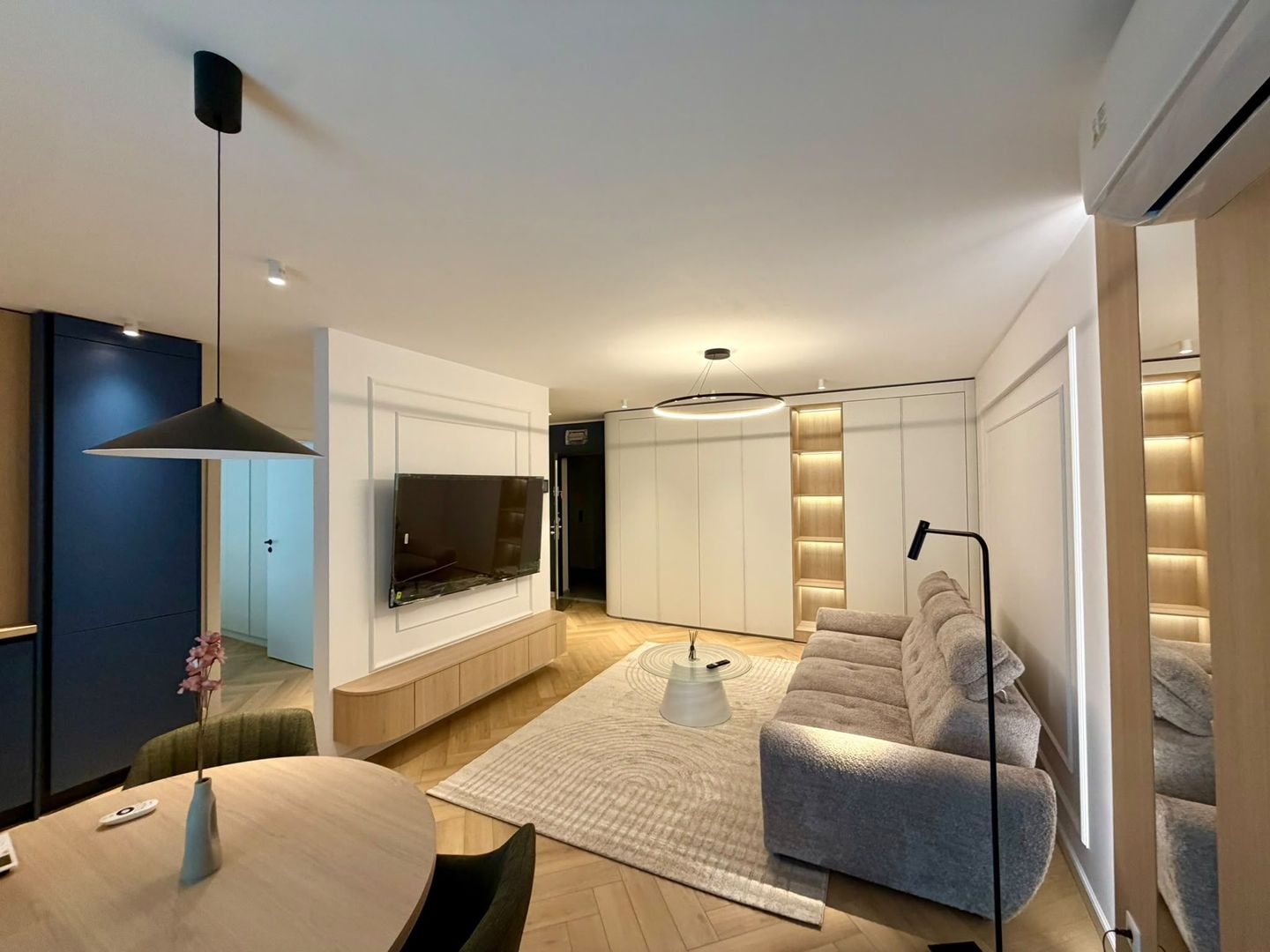 Apartament 2 camere ULTRAFINISAT 56 mp - Parcare subterana - Prima închiriere - Poză 1