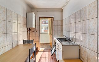 Vânzare apartament 3 camere Brașov, strada Sitarului - Poză 7