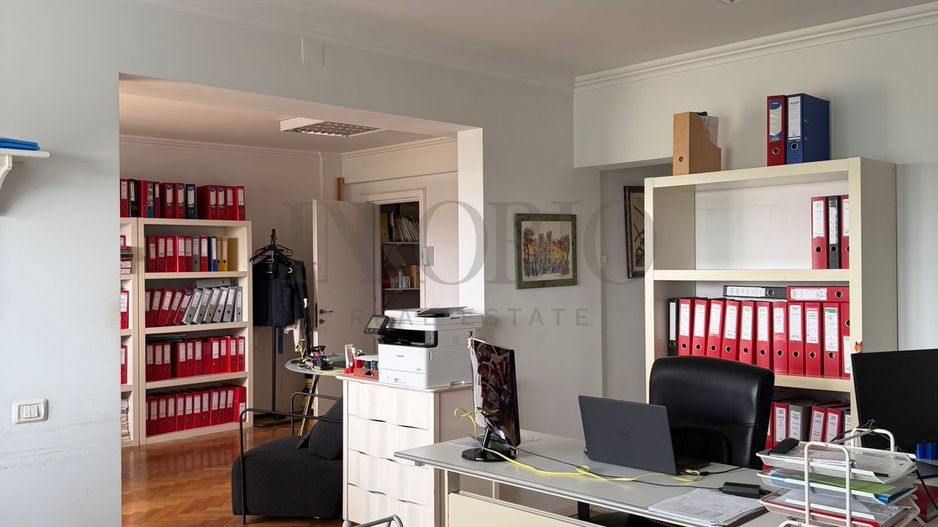 Apartament 3 camere de vânzare | Calea Victoriei | Vedere către Muzeu - Poză 2