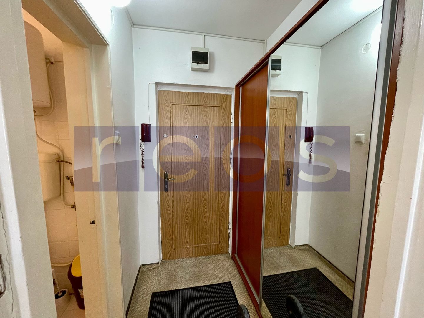 VANZARE GARSONIERA 30MP ZONA CENTRALA METROU IANCULUI OBOR - Poză 8