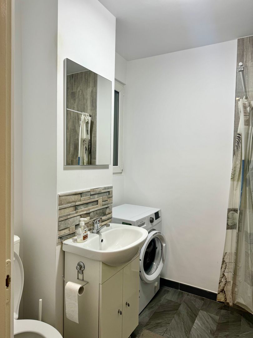 De Închiriat - Apartament 2 Camere Metrou Eroii Revoluției - Poză 5