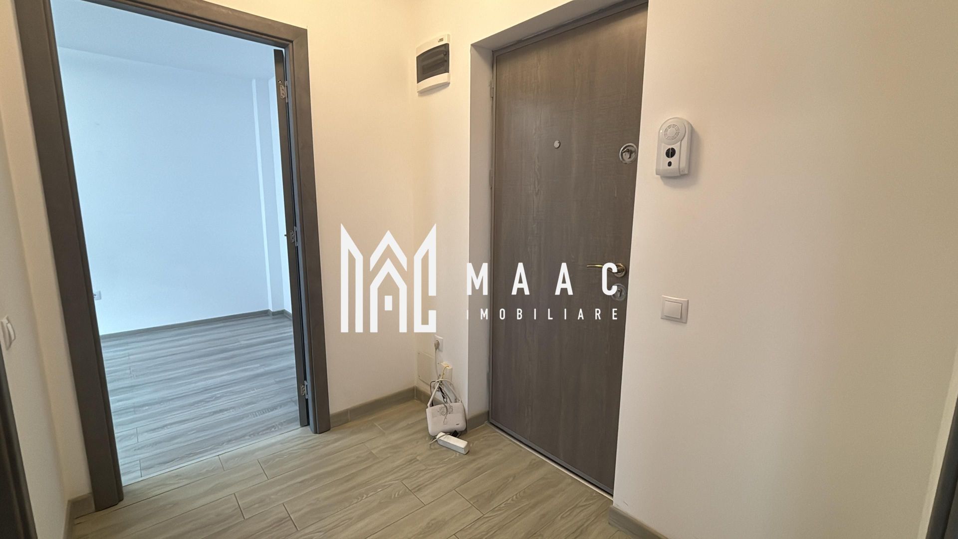 Apartament 2 camere | 42 MPU | Parter | Parcare | Balcon | Doamna Stanca - Poză 9