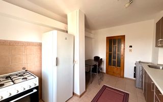 Apartament decomandat cu 2 camere | Steaua - Poză 3