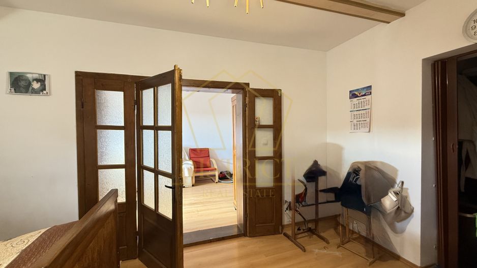 Duplex D+P+1E+M cu 7 camere | Utvin - Poză 8