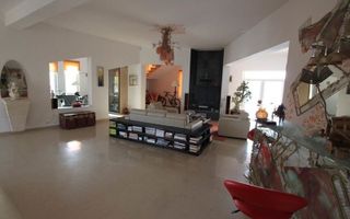 Vilă transformata în cămin pretabilă investiție - Poză 1