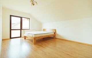 Casă nouă, intrare Stupini - Poză 33