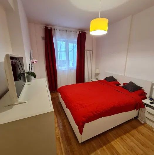 Apartament Spațios cu Terasă și Garaj | Zona Tineretului | 68 mp Utili - Poză 5