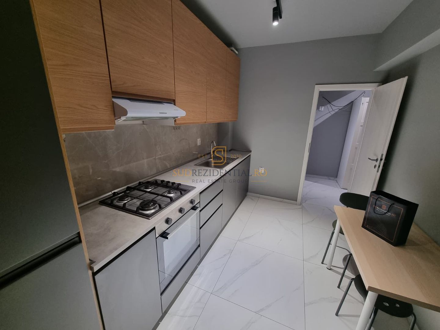 Apartament 2 camere, decomandat, metrou Berceni, Comision 0% - Poză 4