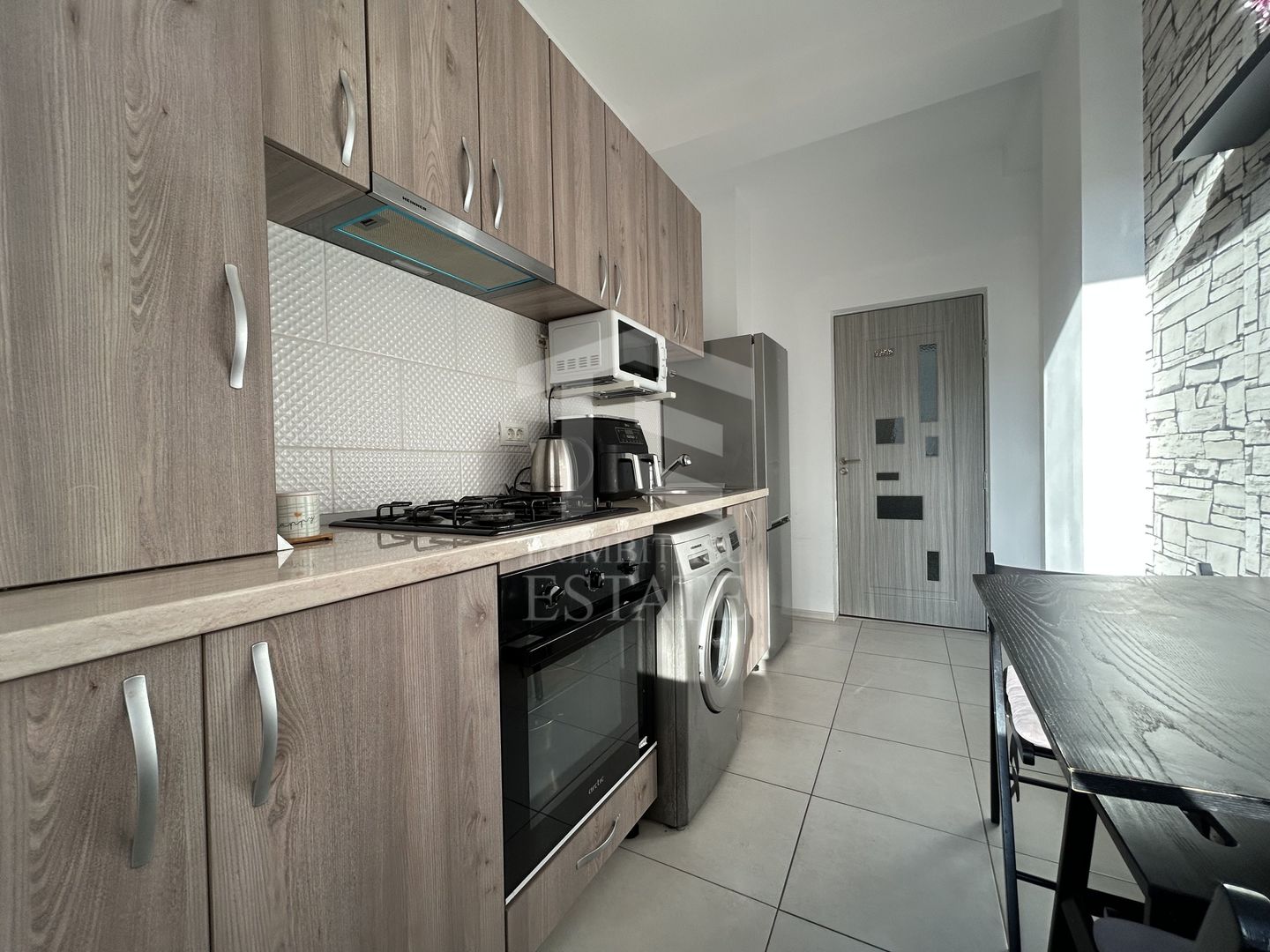 Apartament 2 camere Campus Universitate loc parcare centrala termica - Poză 3