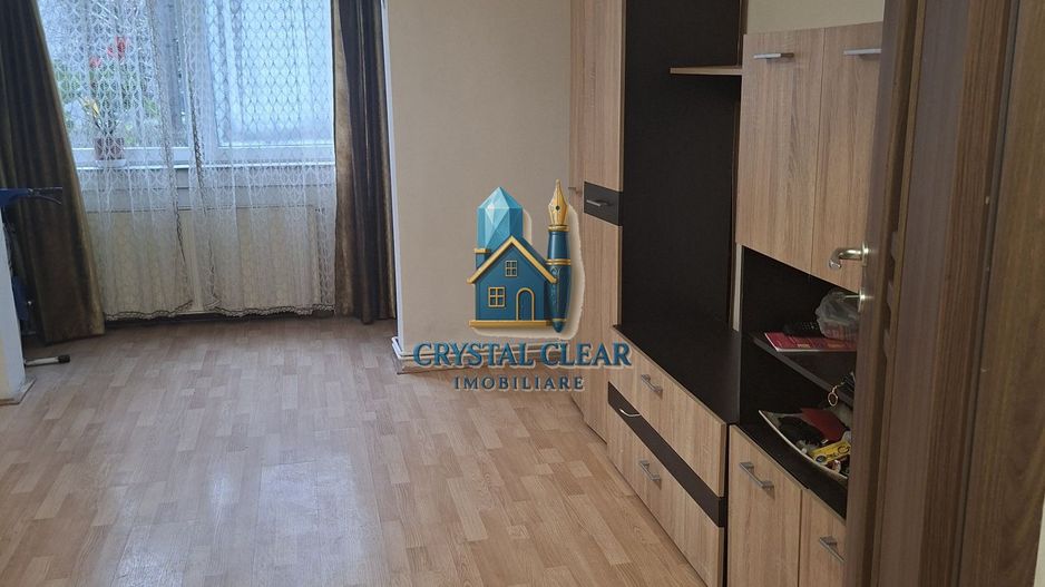 Apartament 3 camere - cartierul Dâmbu Pietros - Poză 2