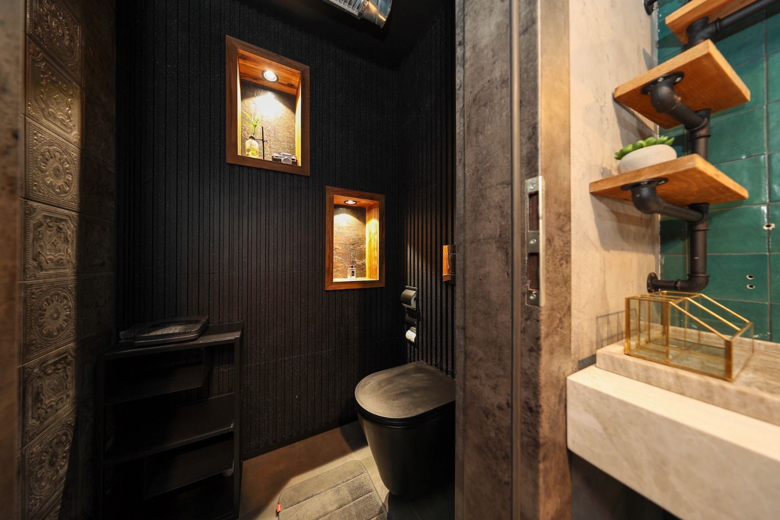 Bijuterie arhitecturală cu dotări smart in centrul Brasovului - Poză 26