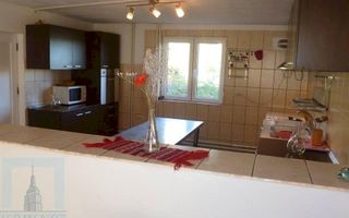 Pensiune 17 camere - zona Bran - Poză 14