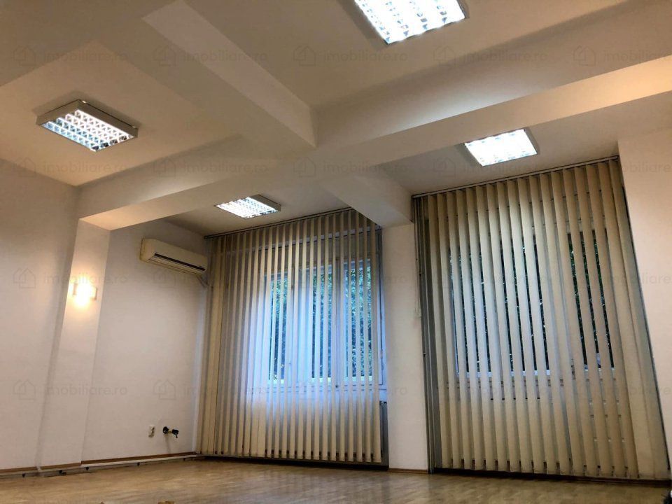 Vila de inchiriat pentru firma/birouri 300mp Domenii 4 nivele gradina - Poză 2