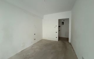 Apartament 4 Camere de Vanzare - Poză 10