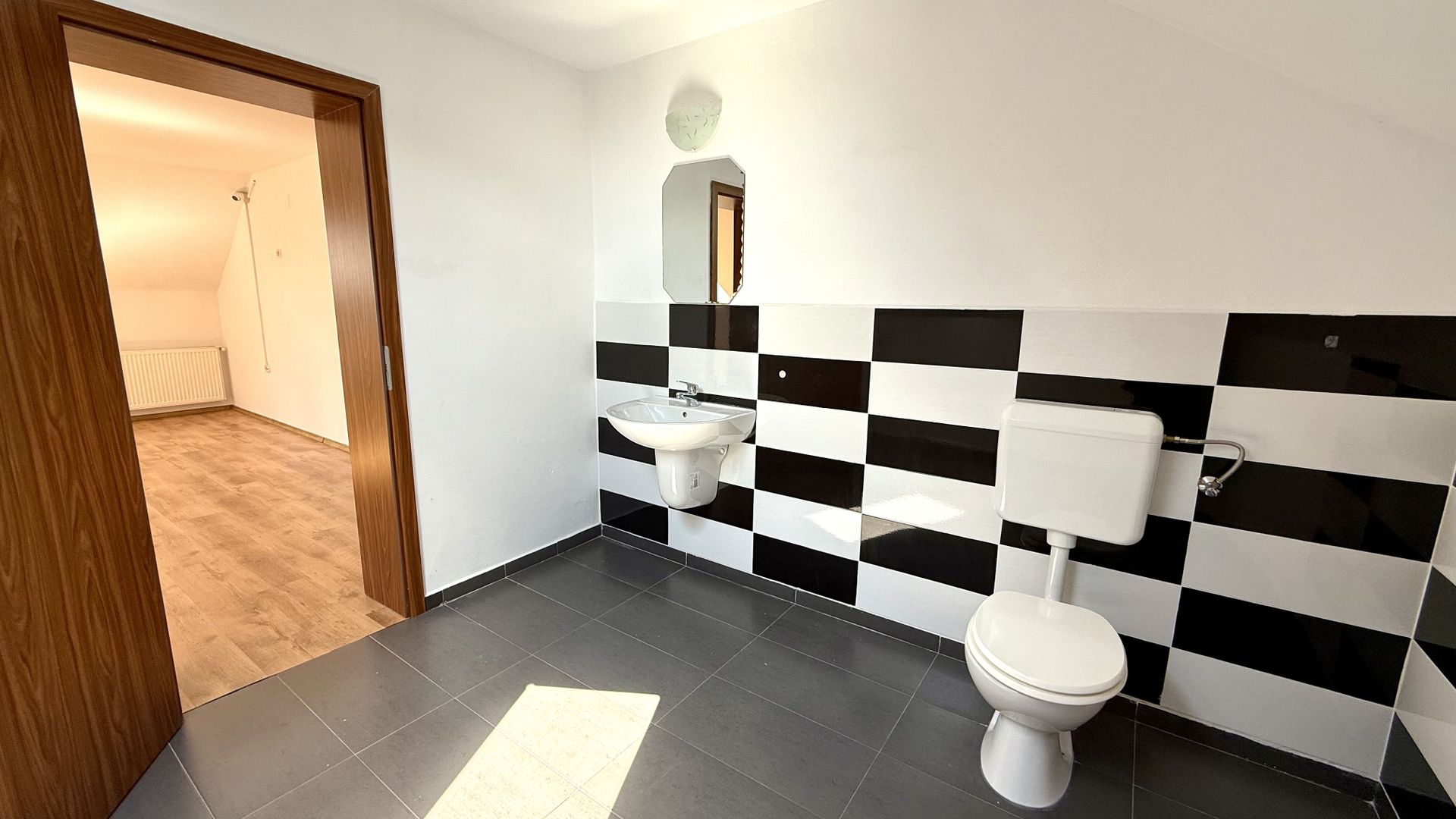 IMOBIL CU MULTIPLE DESTINATII - Poză 10