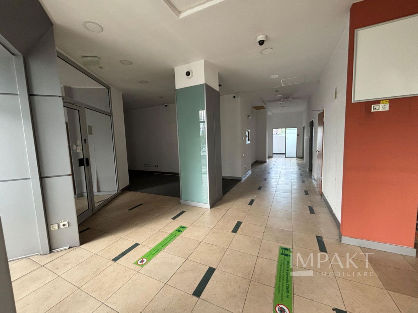 De închiriat sediu de firmă cu vitrină - Piața Cipariu - Poză 2