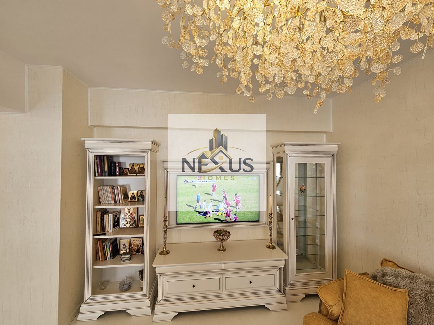 Apartament 3 camere - 9 minute Metrou Berceni - Mobilat LUX - Parcare - Poză 4