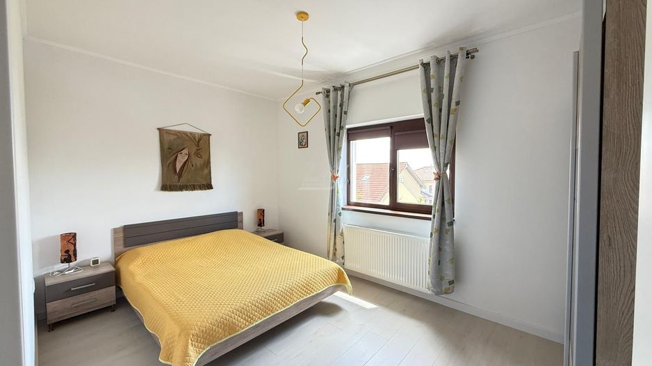 Mobilat si utilat complet. Disponibil imediat. Loc de parcare. - Poză 3