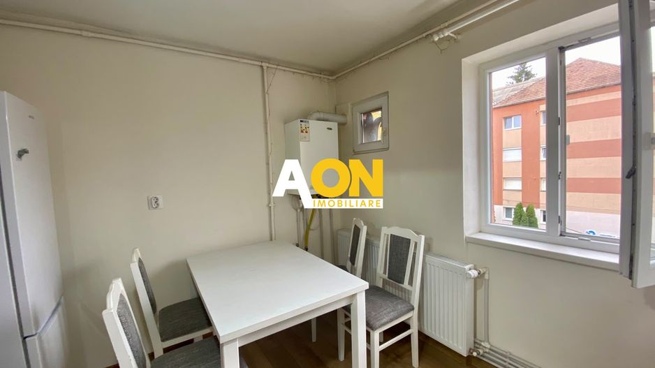 Apartament 2 Camere, Cetate, Complet Renovat - Poză 6