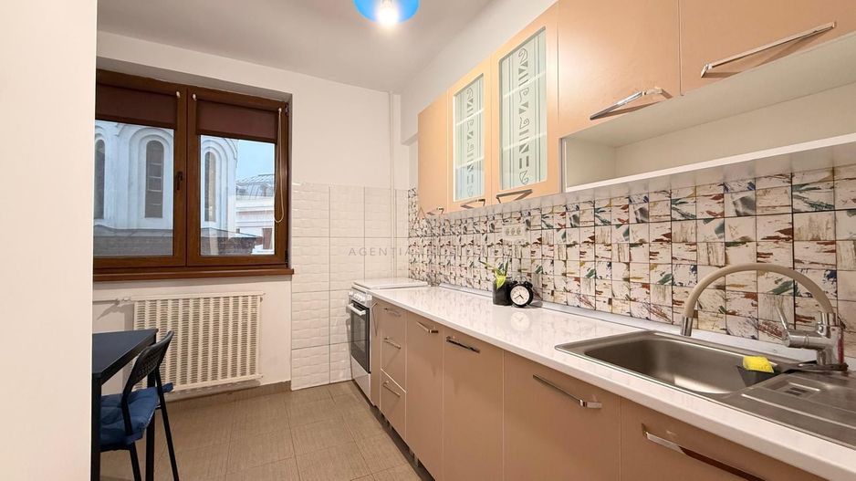 Metrou | 2 Camere Decomandat | 3/7 Bloc Pizza Hut - Poză 4