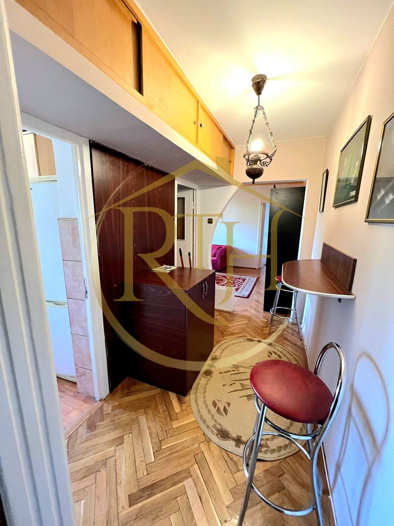 Inchiriez apartament cu 3 camere zona Olimpia , 380 euro/luna. - Poză 15