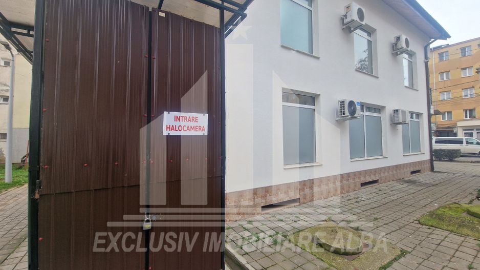 Laborator analize medicale | suprafata aprox 400 mp | Cetate - Poză 12