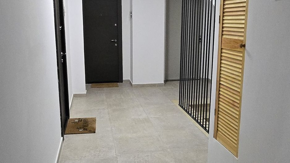 De inchiriat-apartament 2 camere, decomandat, etaj 1/5, Dr. Taberei - Plaza Mall - Poză 6