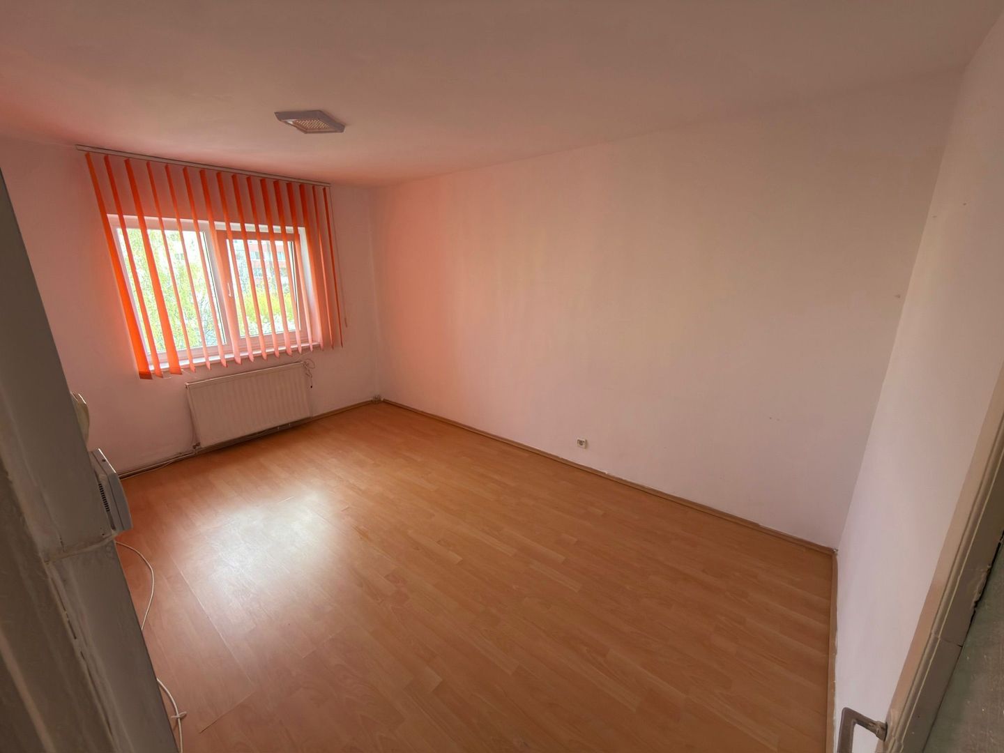 Apartament 3 camere , Paraului, zona Astra. - Poză 4