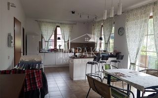 Imobil 500 mp pe teren 2023 mp – ideal pentru clinica sau investitie! - Poză 8