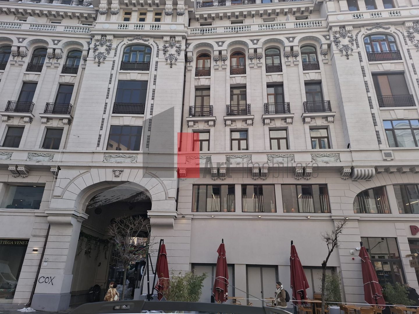 Apartamentul "REHEGUA" , stradal, bloc "REABILITAT", CONSOLIDAT - Poză 1