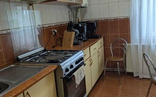 Vând apartament 3 camere – ideal pentru locuință sau cabinet medical – - Poză 2