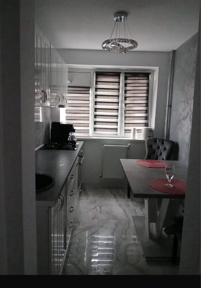 Apartament 2 camere in zona Campia Libertatii - Poză 1