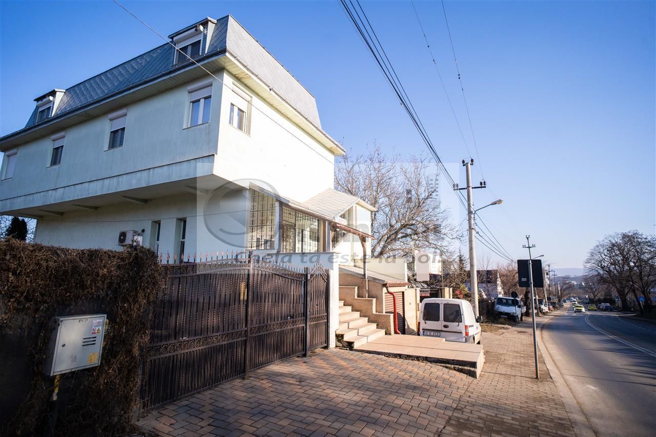 Exclusivitate! Spatiu comercial/Casa Zona Nicolina - Poză 1