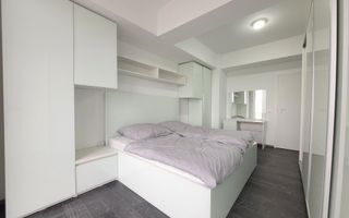 PENTHOUSE DE LUX CU TERASĂ PANORAMICĂ ȘI PRIVELIȘTE SPRE MUNȚII FĂGĂRAȘ - Poză 13