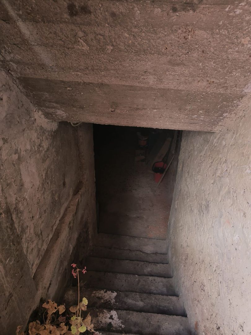 Casa singur in curte zona Astra - Poză 18