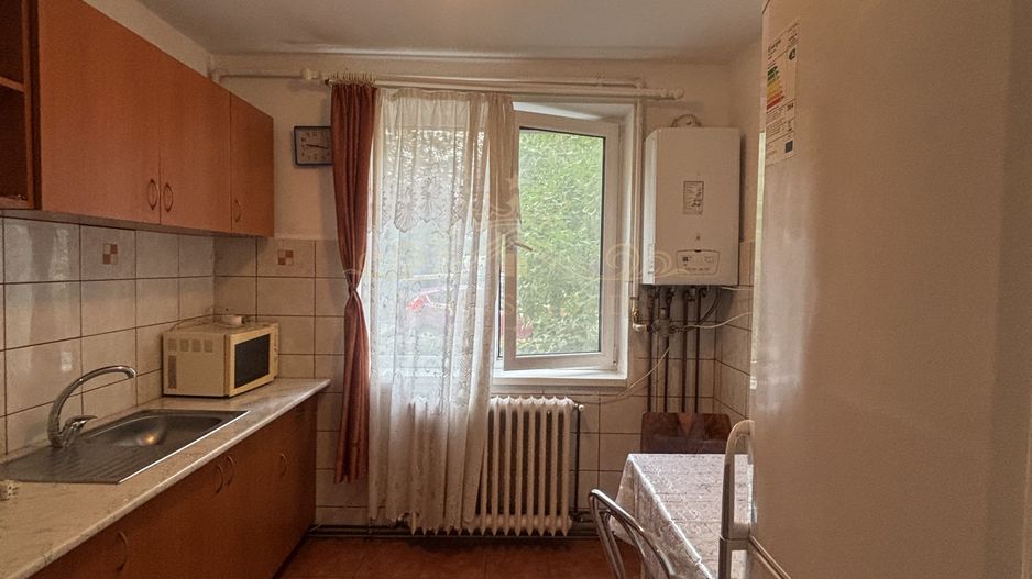 Apartament semidecomandat cu dormitor și living | Grigorescu – Strada - Poză 5