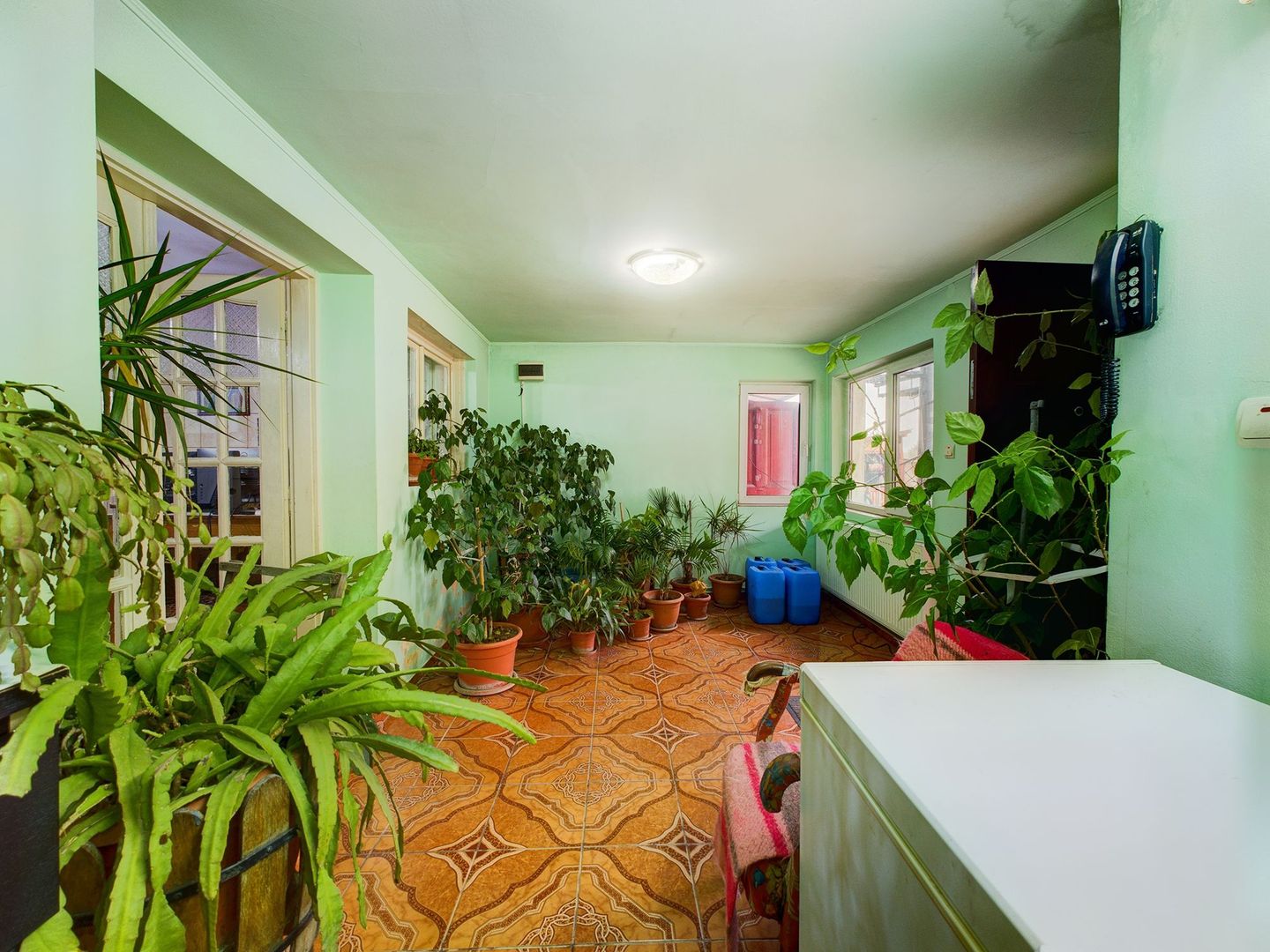 Casă cu 8 camere zona Aradul Nou - Poză 12