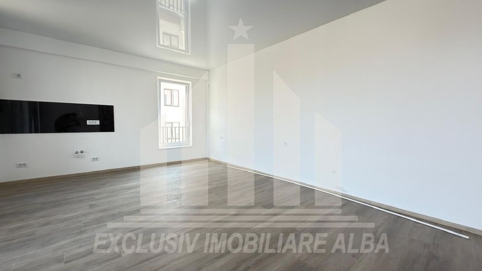 Garsoniera de vanzare | 34 mp | Etaj 1 | Bloc Nou 2025 | Tolstoi - Poză 2